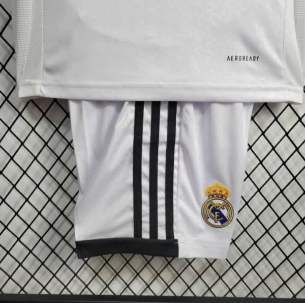 2024-25 Real Madrid Home KIDS SIZE 16-28 - Image 7