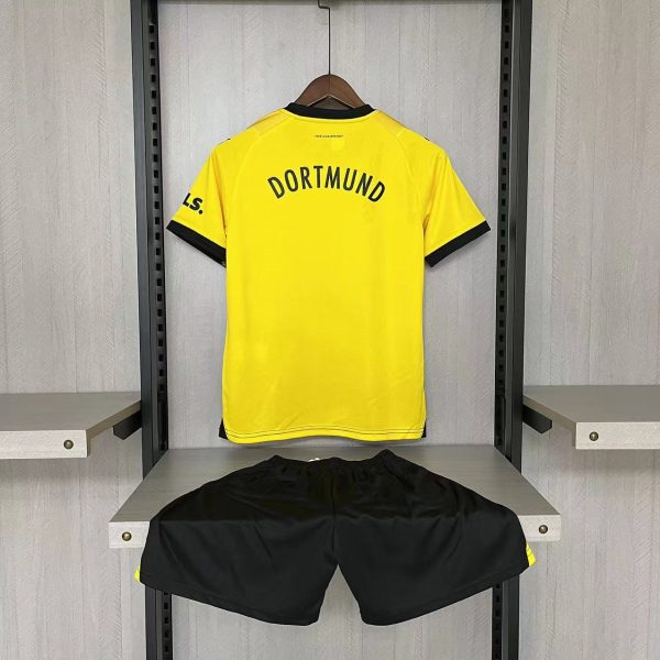 Children's clothing 2023-24 Dortmund home sizes 16-28 - Image 6