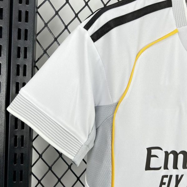 2025-26 Real Madrid Home Kids 16-28 - Image 4