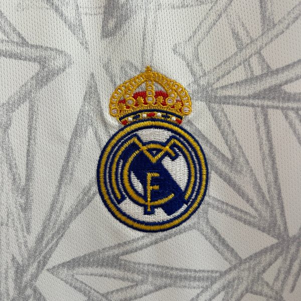 2024-25 Real Madrid Pre-match Suit - Image 6