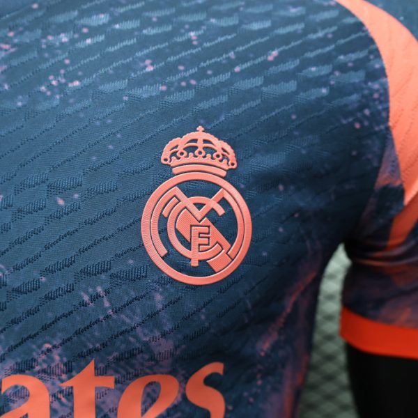 2024-25 Real Madrid Special Edition Player - Image 6