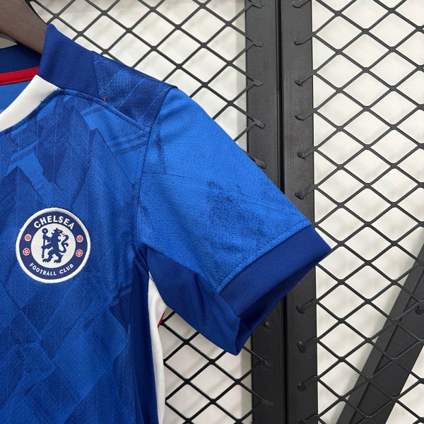 2025-26 Chelsea home kids size 16-28 - Image 4