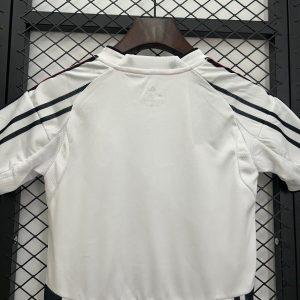 2025-26 Juventus Home KIDS 16-28 - Image 6