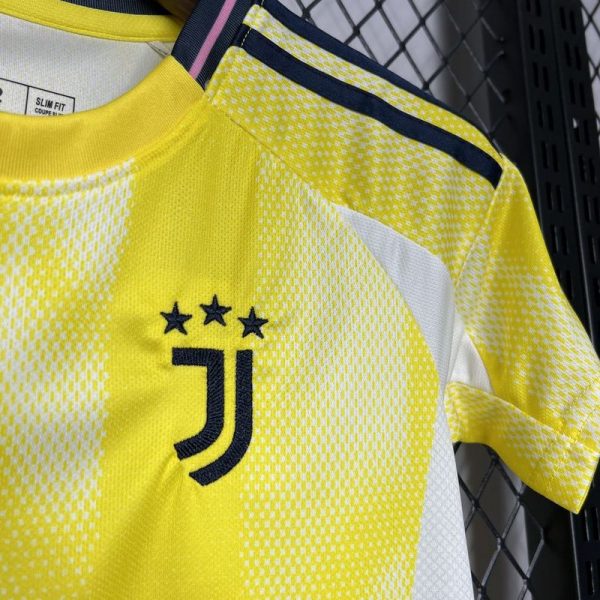2024-25 Juventus Away KIDS 16-28 - Image 5