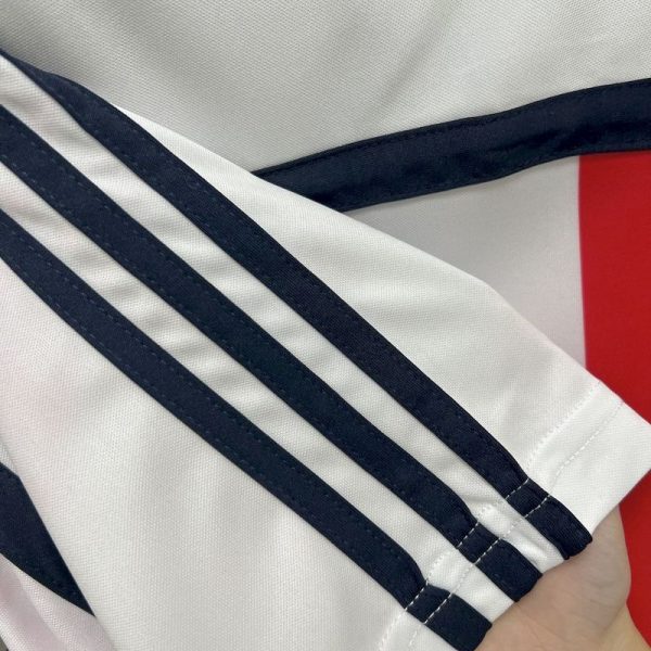 2000-01 Bayern Munich Away Retro S-XXL - Image 5