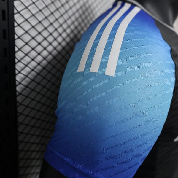 2025-26 Real Madrid Special Edition Player Blue S-XXL - Image 5