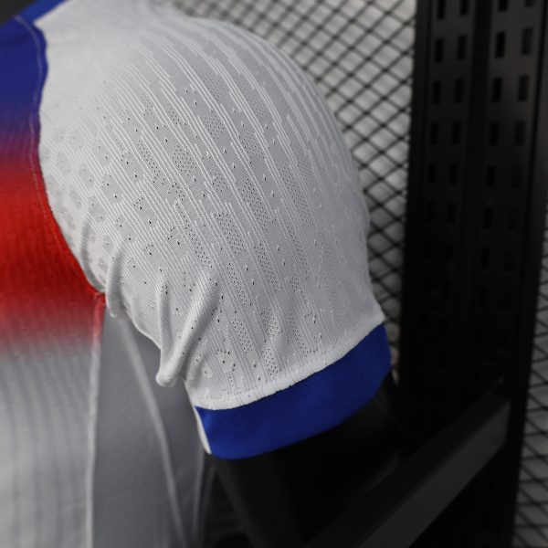2025-26 England Home Player S-XXL - Image 3
