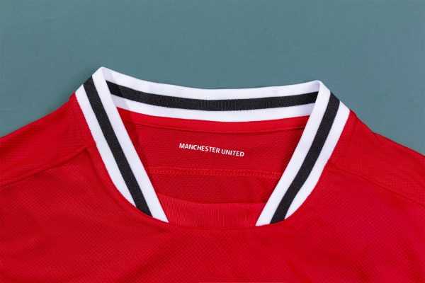 2011-12 Manchester United Home Retro S-2XL - Image 7