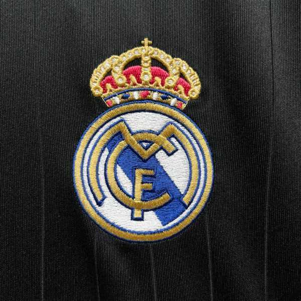 2006-07 Real Madrid Second Away Retro S-2XL - Image 8