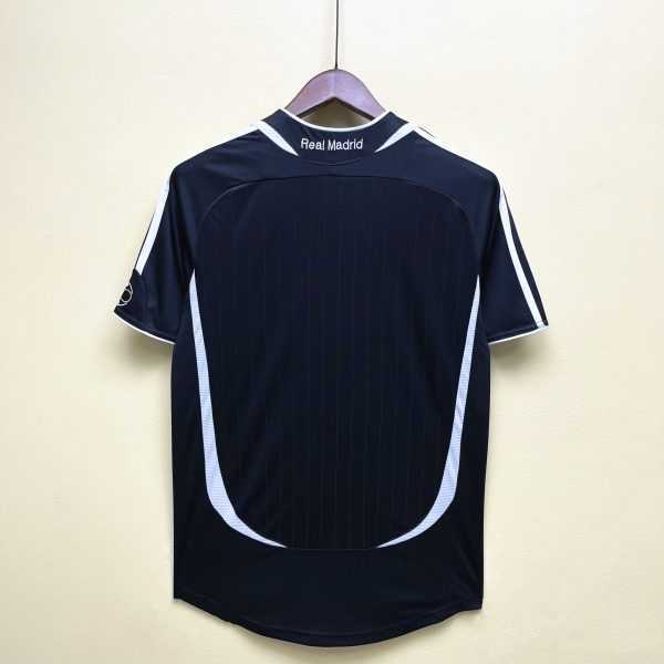 2006-07 Real Madrid Second Away Retro S-2XL - Image 9