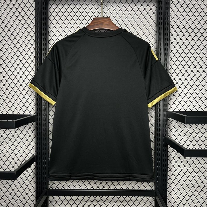 2015-16 Juventus Retro S-2XL - Image 5