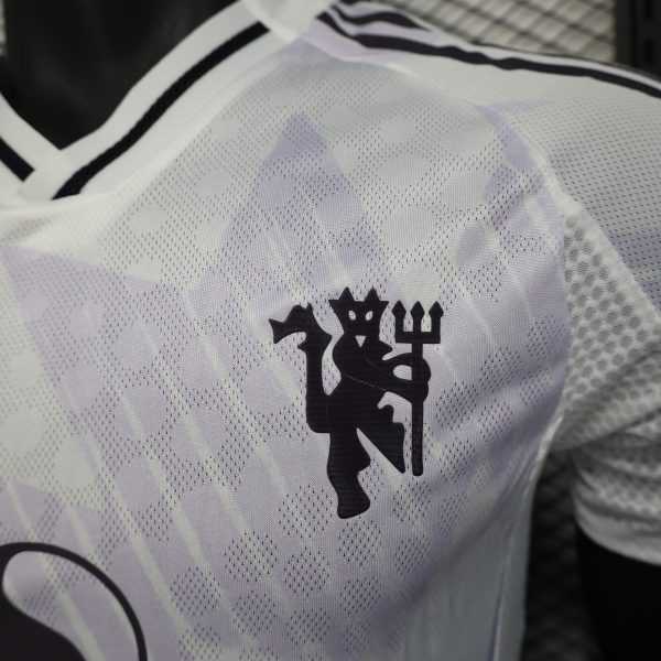 2025-26 Manchester United Away Player S-2XL - Image 3