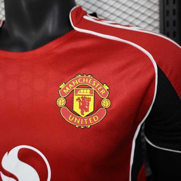 2025-26 Manchester United Home Player S-2XL - Image 2
