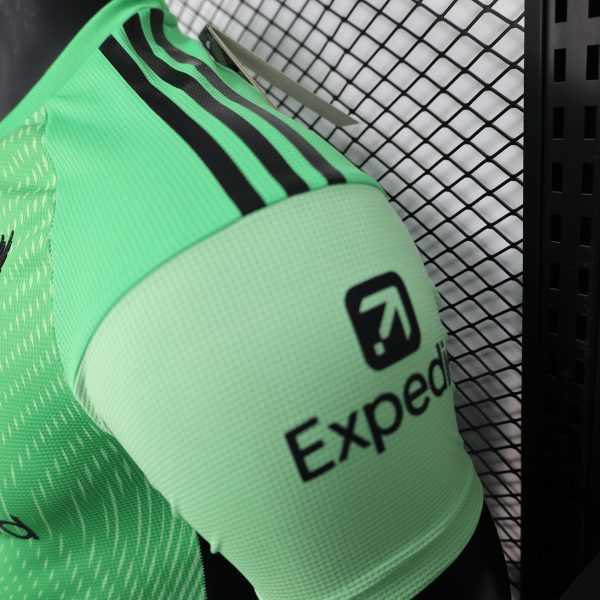 2025-26 Liverpool Goalkeeper Player S-2XL - Image 4