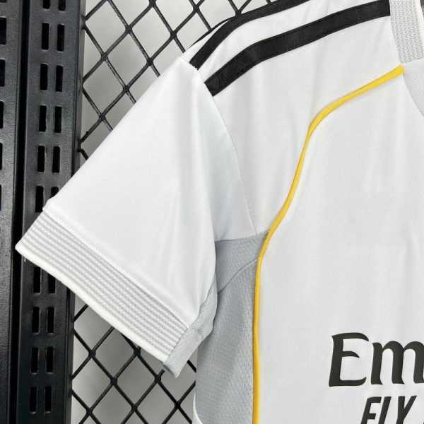2025-26 Real Madrid Home Kids 16-28 - Image 4