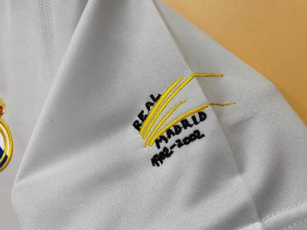 2002-03 Real Madrid Champions League Home Retro S-2XL - Image 4