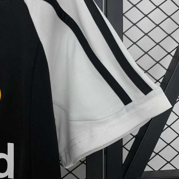 2001-02 Real Madrid Away Retro Size S-2XL - Image 4