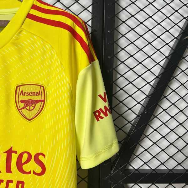 2025-26 Arsenal Goalkeeper Size S-2XL - Image 4