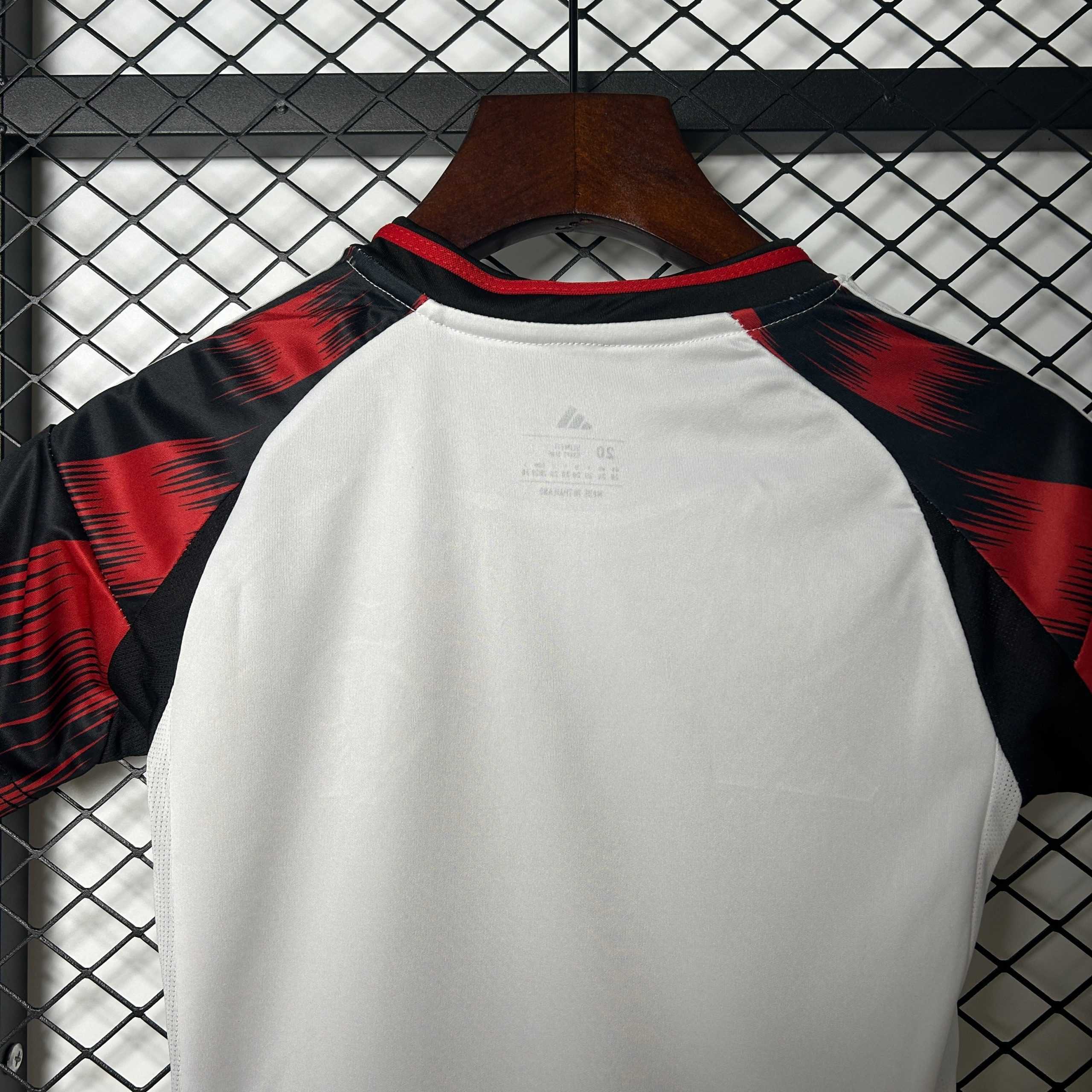 2025-26 Flamengo Away KIDS 16-28 - Image 6