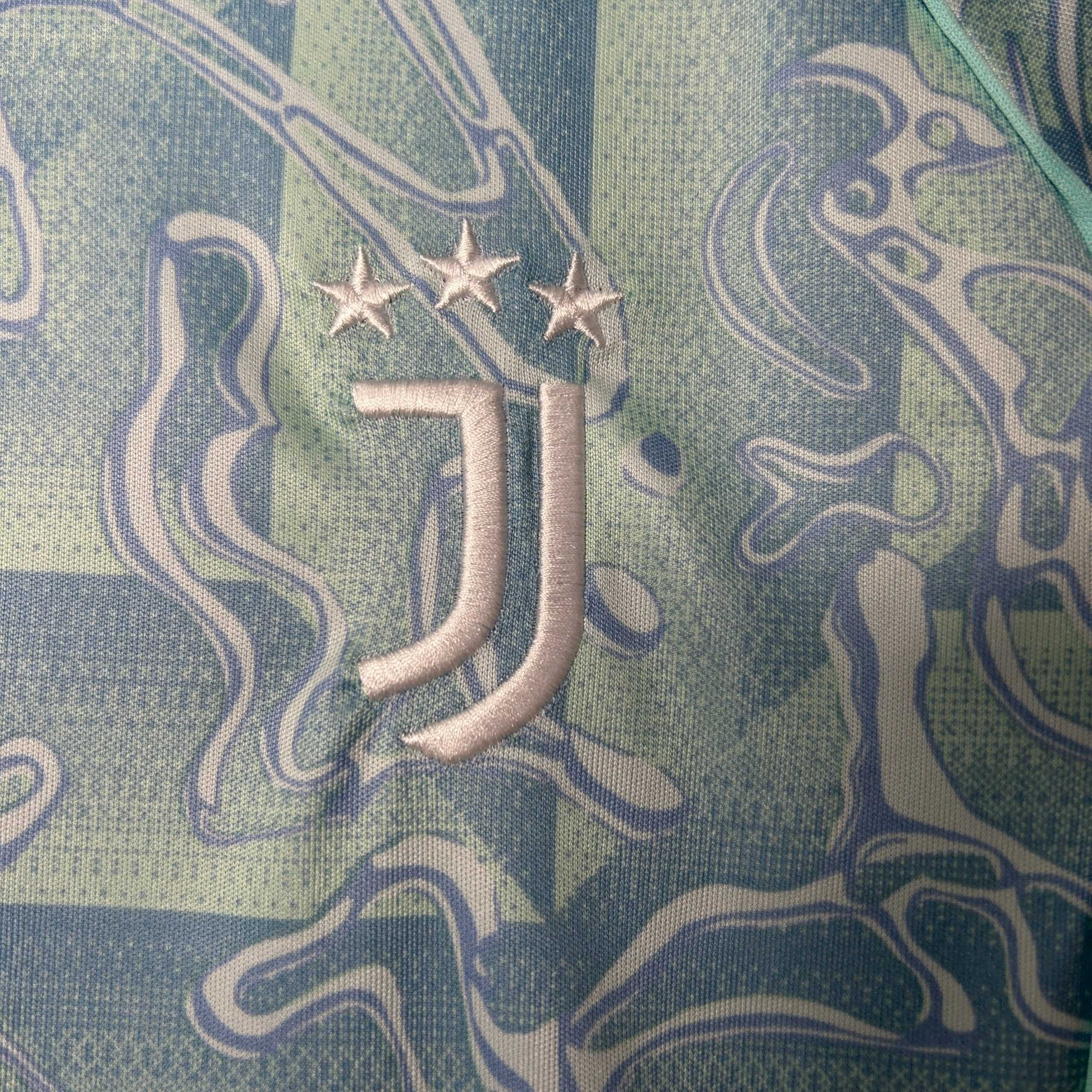 2025-26 Juventus Away KIDS 16-28 - Image 5