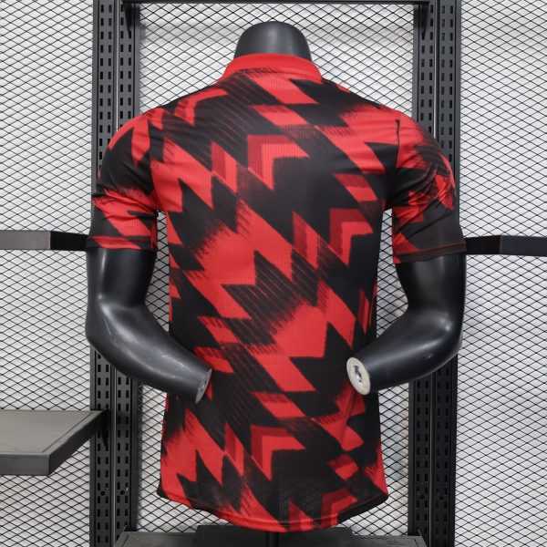 2025-26 Manchester United Training Player S-2XL - Image 2
