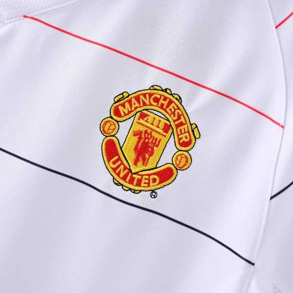 2003-04 Manchester United Away Retro S-2XL - Image 2