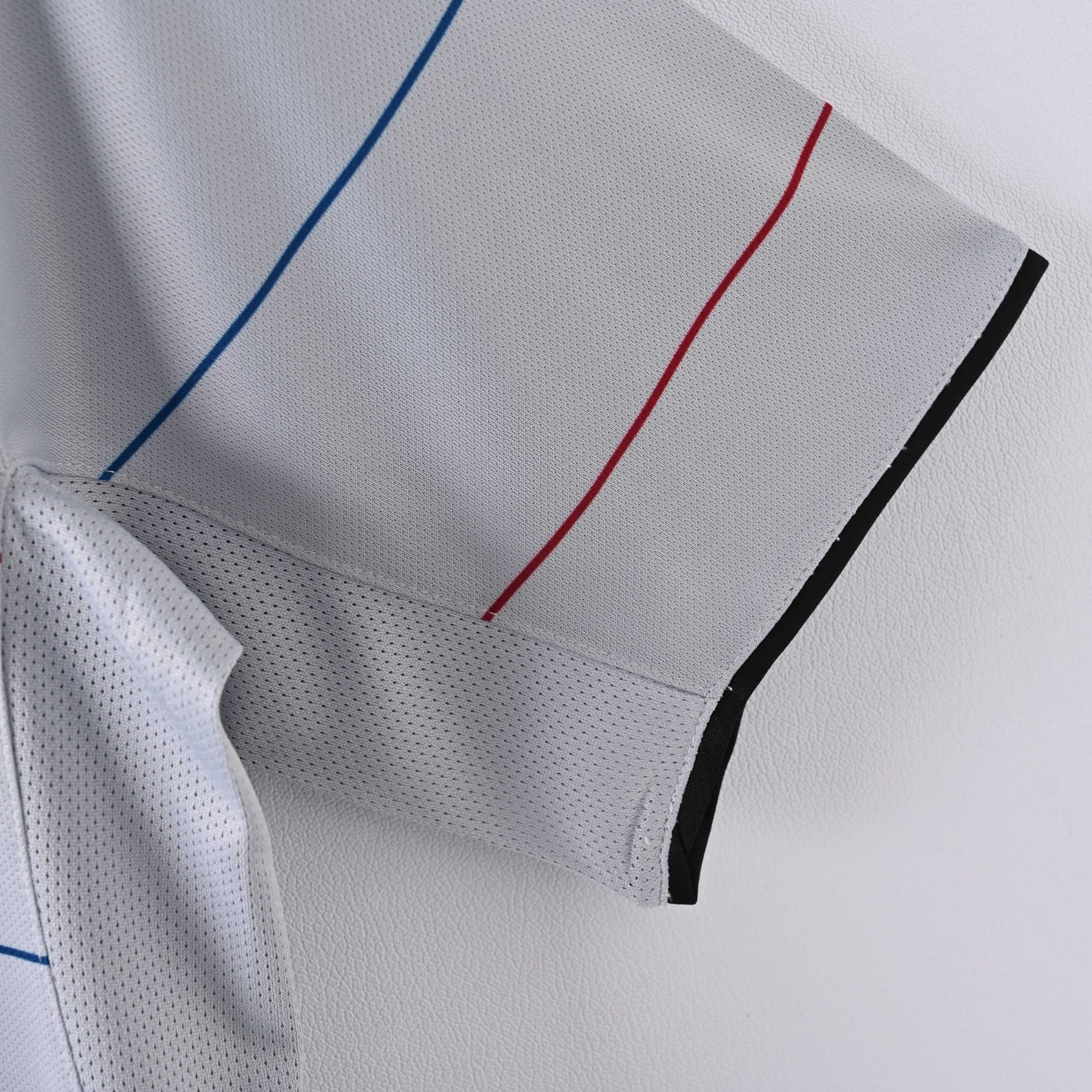 2003-04 Barcelona Away Retro S-XXL - Image 4