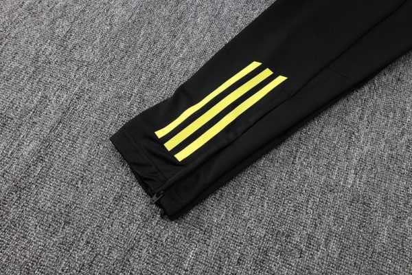 2025-26 Manchester United Black Adult long pull training suit S-2XL - Image 3