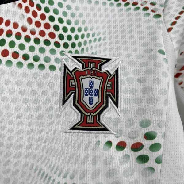 2025-26 Portugal Away Women Size S-2XL - Image 4