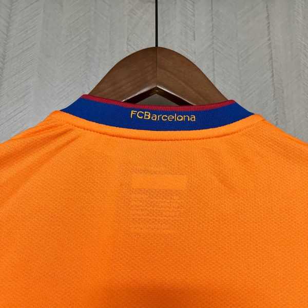 2006-07 Barcelona Away Retro S-XXL - Image 3