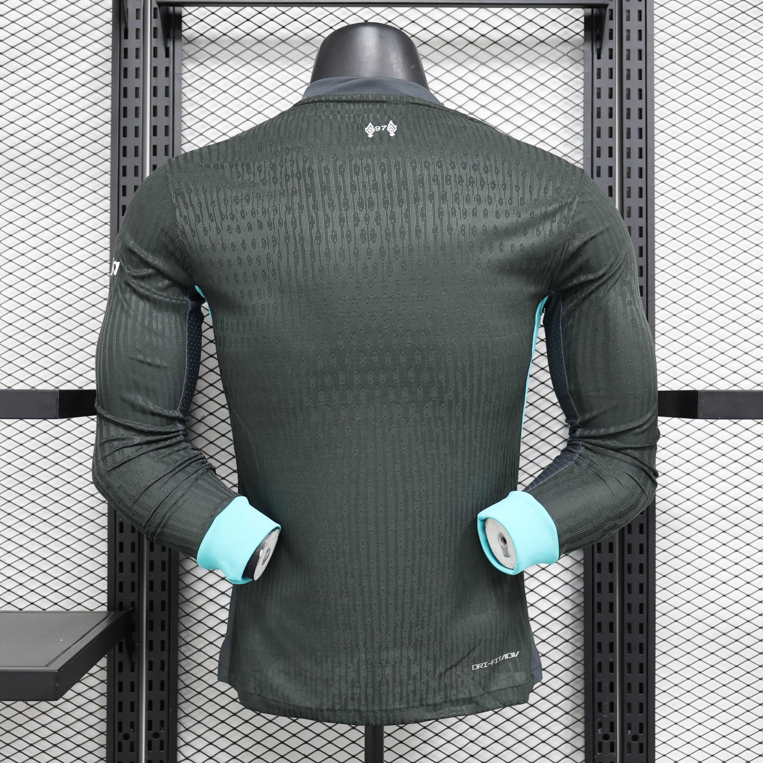 2025-26 Liverpool Black long sleeve S-2XL - Image 2