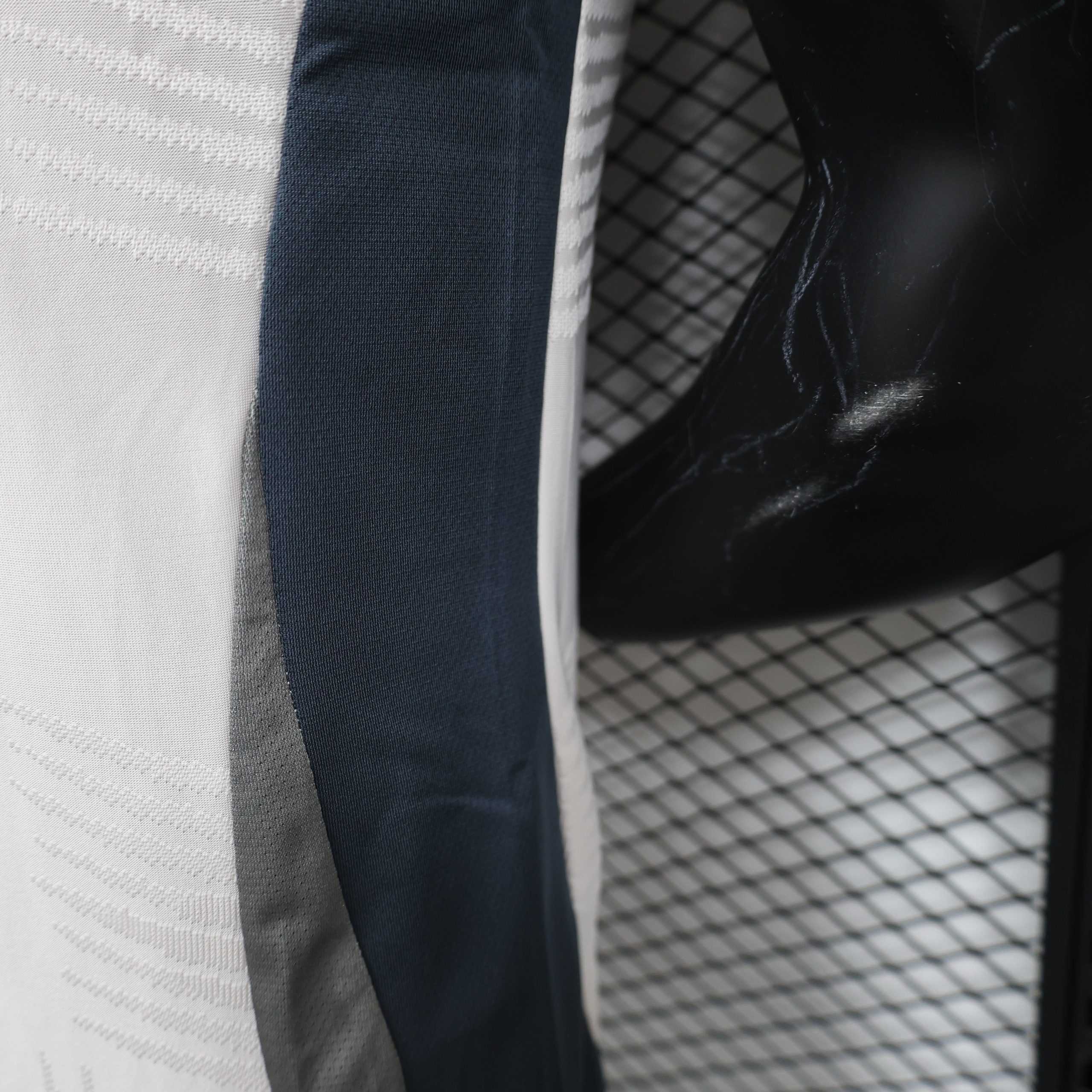 2025-26 Real Madrid Pre match Player S-2XL - Image 6