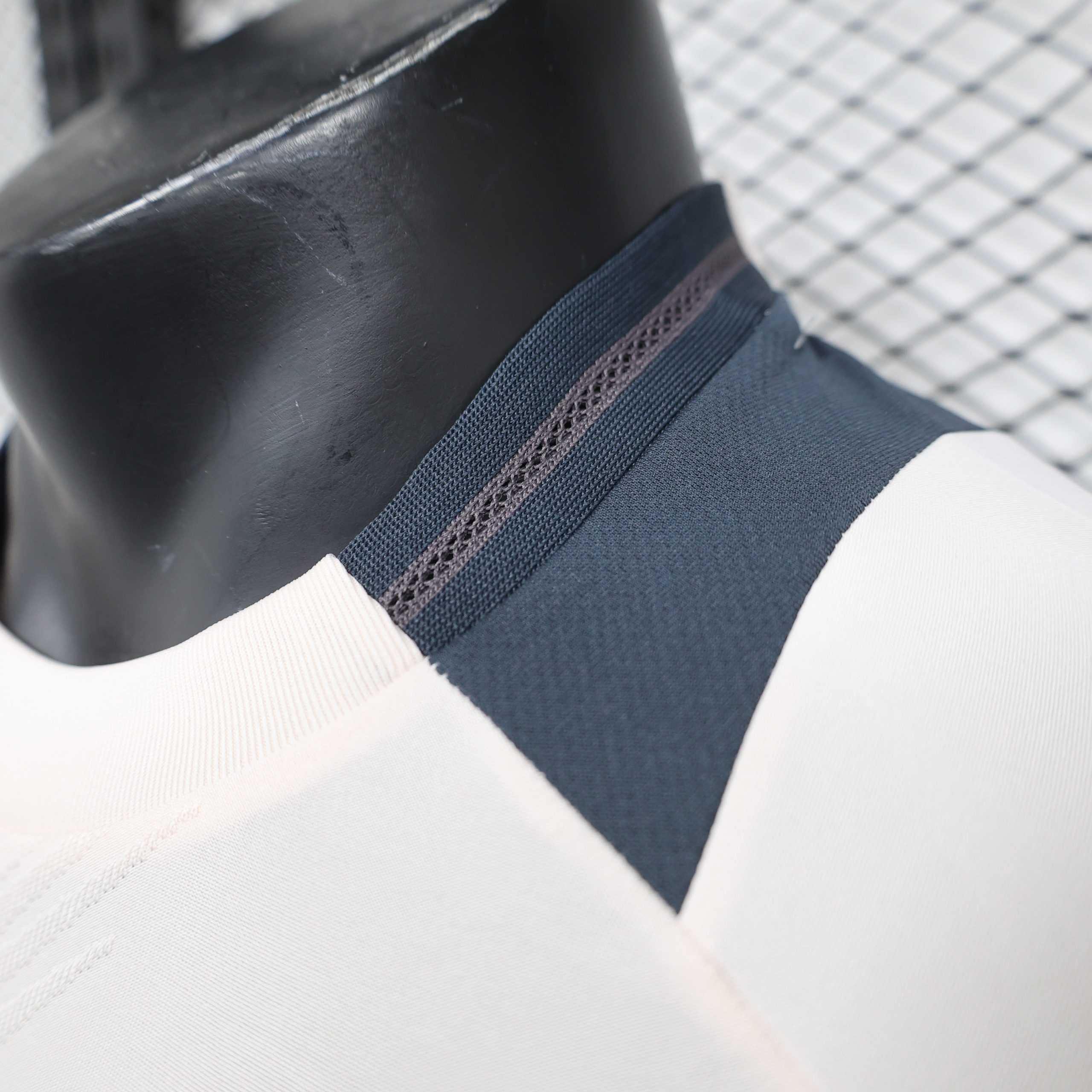 2025-26 Real Madrid Pre match Player S-2XL - Image 8