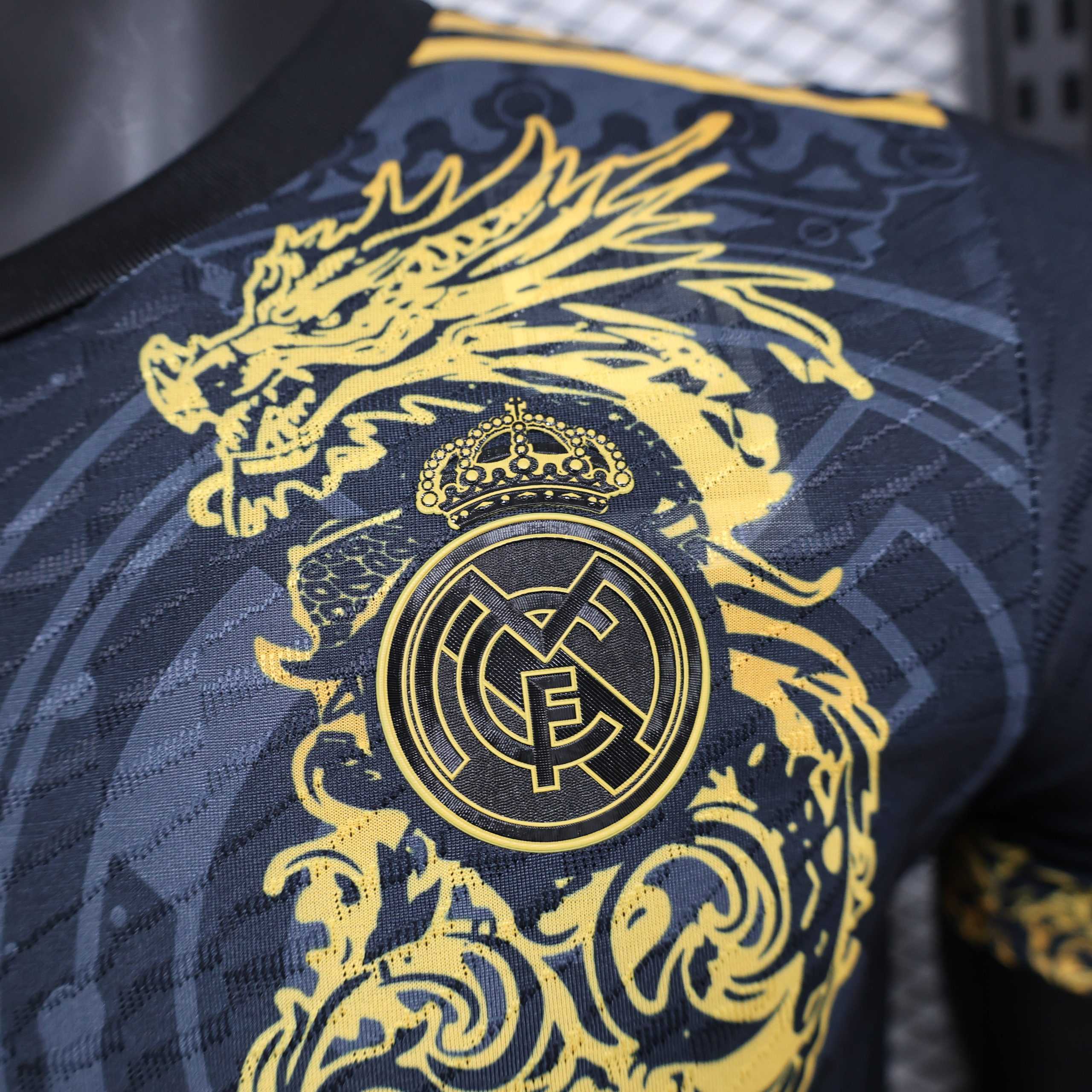 2025-26 Real Madrid Special Gold Dragon Player S-2XL - Image 3