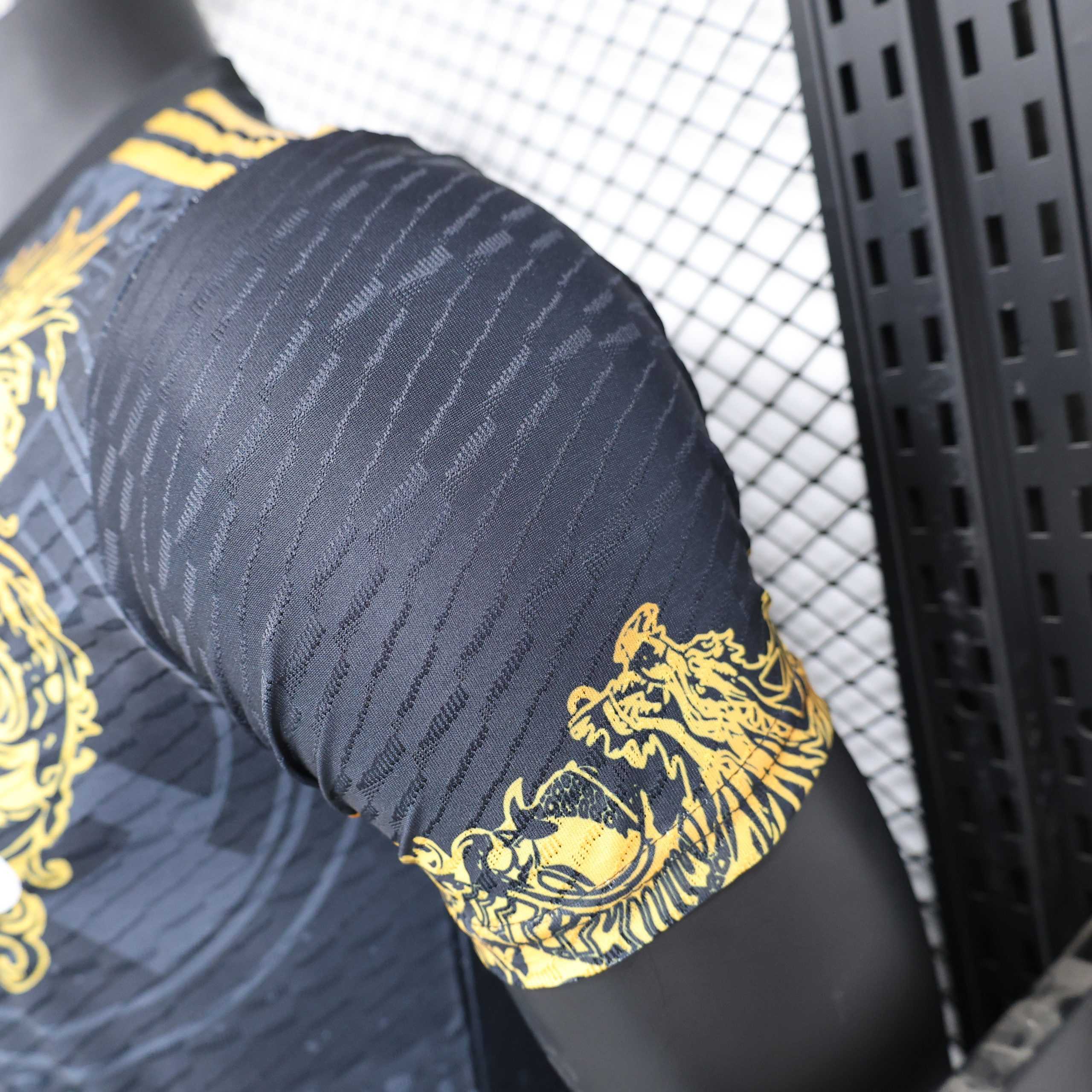 2025-26 Real Madrid Special Gold Dragon Player S-2XL - Image 4