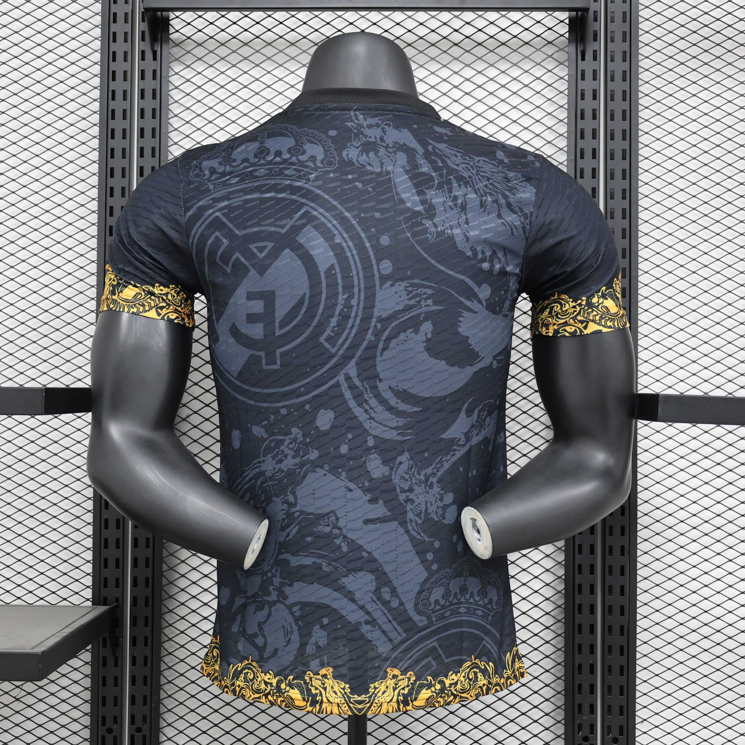 2025-26 Real Madrid Special Gold Dragon Player S-2XL - Image 2