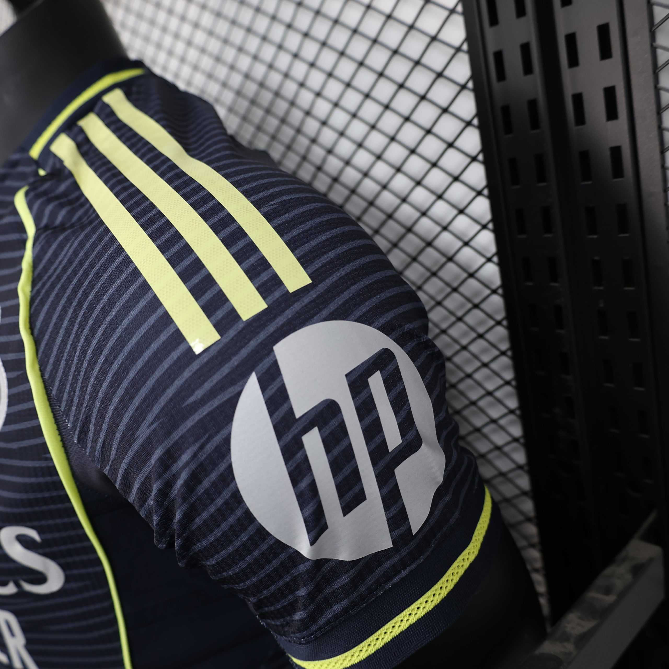 2025-26 Real Madrid Away Player S-4XL - Image 4