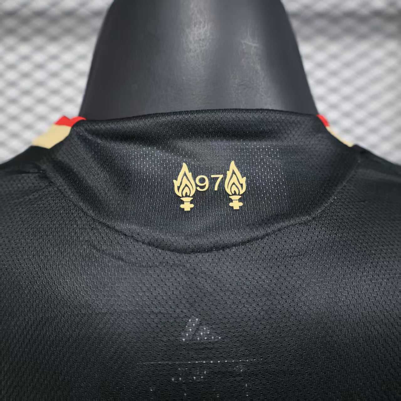 2025-26 Liverpool Second Away Black Player S-2XL - Image 7